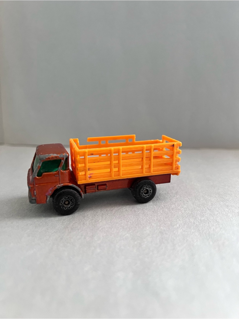 1976 Lesney Matchbox Superfast England No. 71 Cattle Truck
